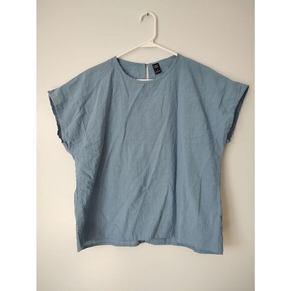 Emery Rose Women's Size Large Light Blue Cap Sleeve Cropped Top Shirt Blouse - Picture 1 of 4